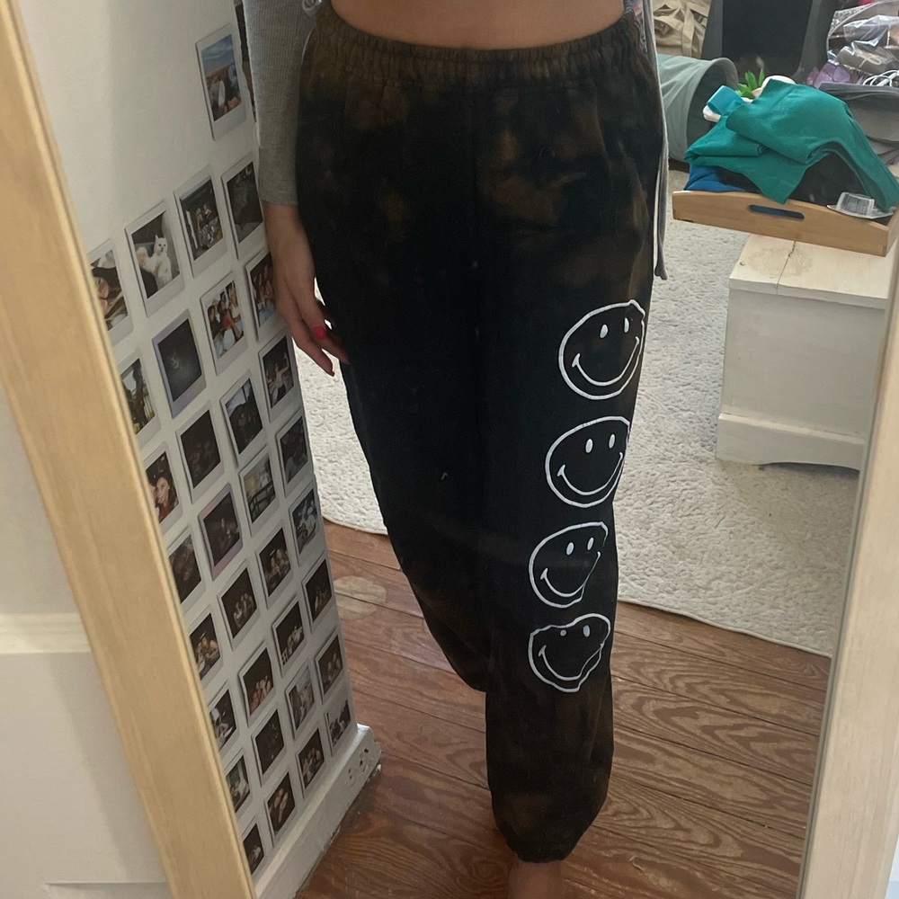 sweatpants
